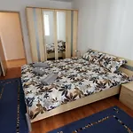 Lovely Home, Very Good Located!