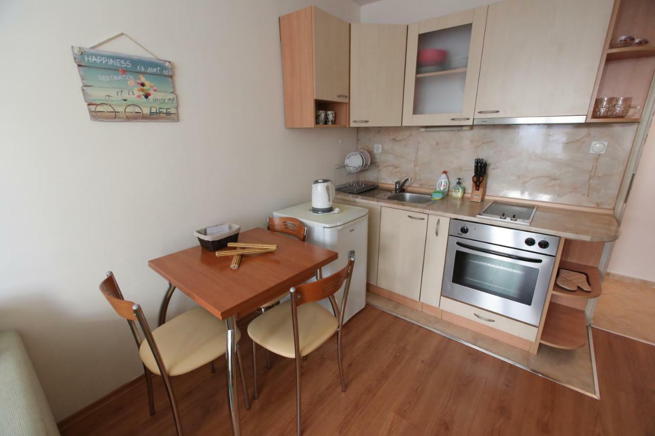 Apartemen Lovely Home, Very Good Located!